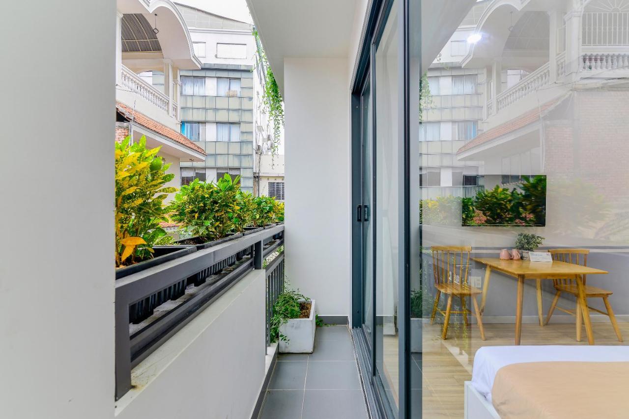 Cozrum Homes - Saphera Residence Ho Chi Minh City Exterior photo